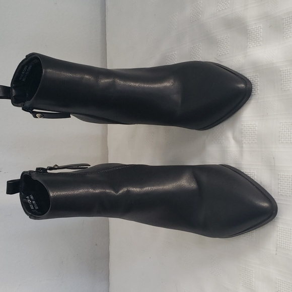 Forever 21 Ankle Boots - Picture 6 of 10